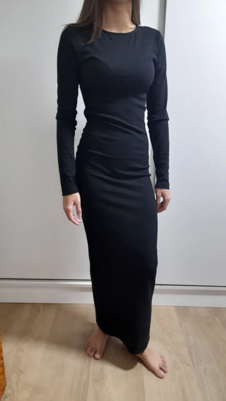 Vestido Longo Preto Elegante (Clock House) PP