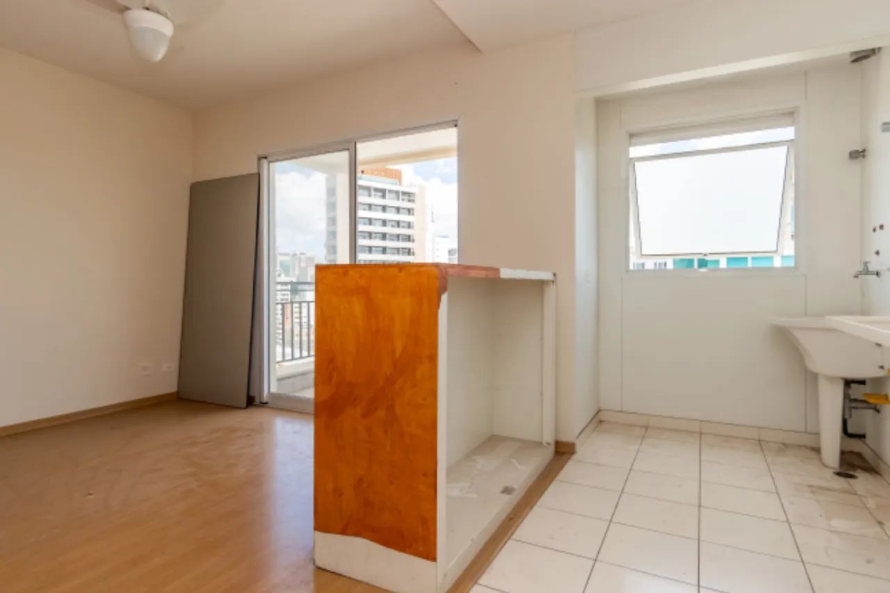 Apartamento tipo para venda com 1 quarto, 41m² - Foto 2