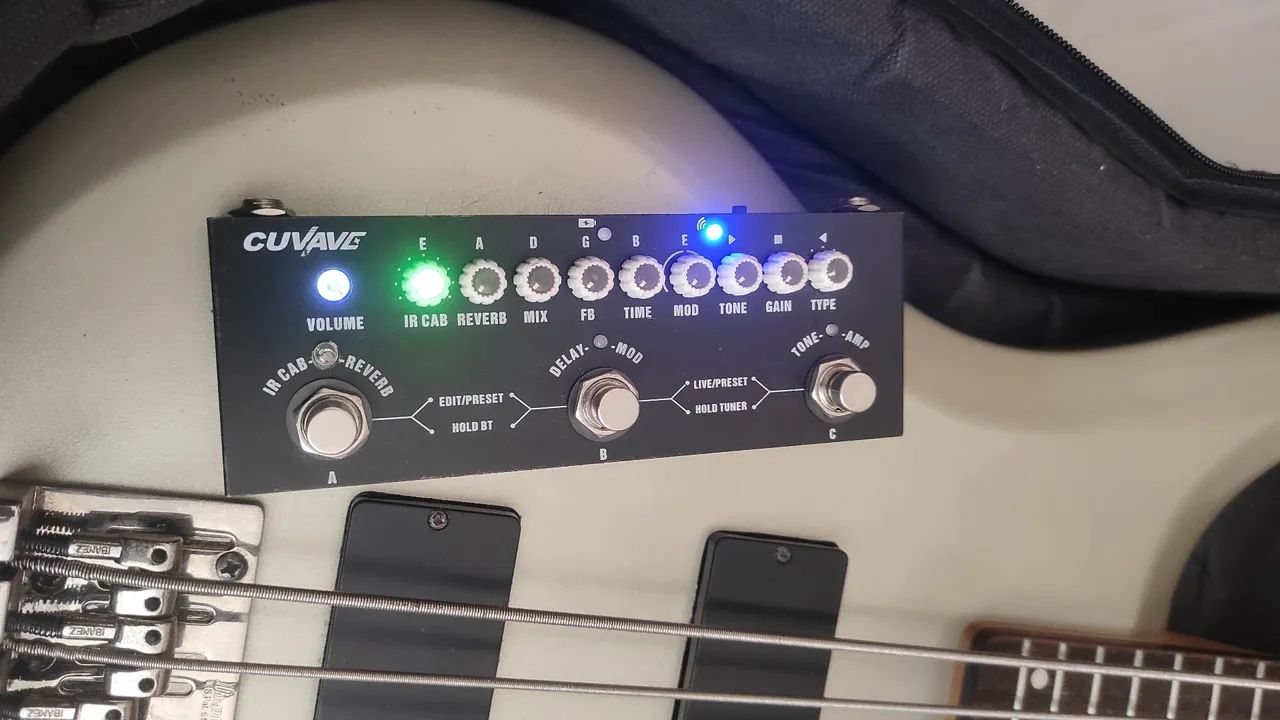 Baixo 5 Cordas Ibanez + cuvave em Excelente Estado. - Foto 4