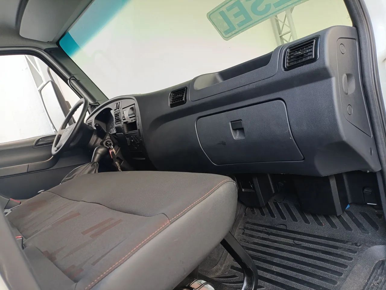 Caminhão Mercedes-Benz Accelo 1016 2022 Bau  - Foto 7