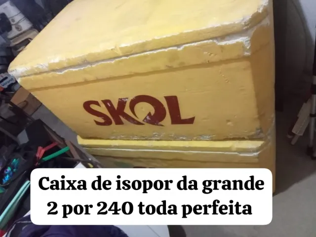 Caixa de isopor grande extra GG toda perfeita só vendo as 2 esse preço uma só preço a comb