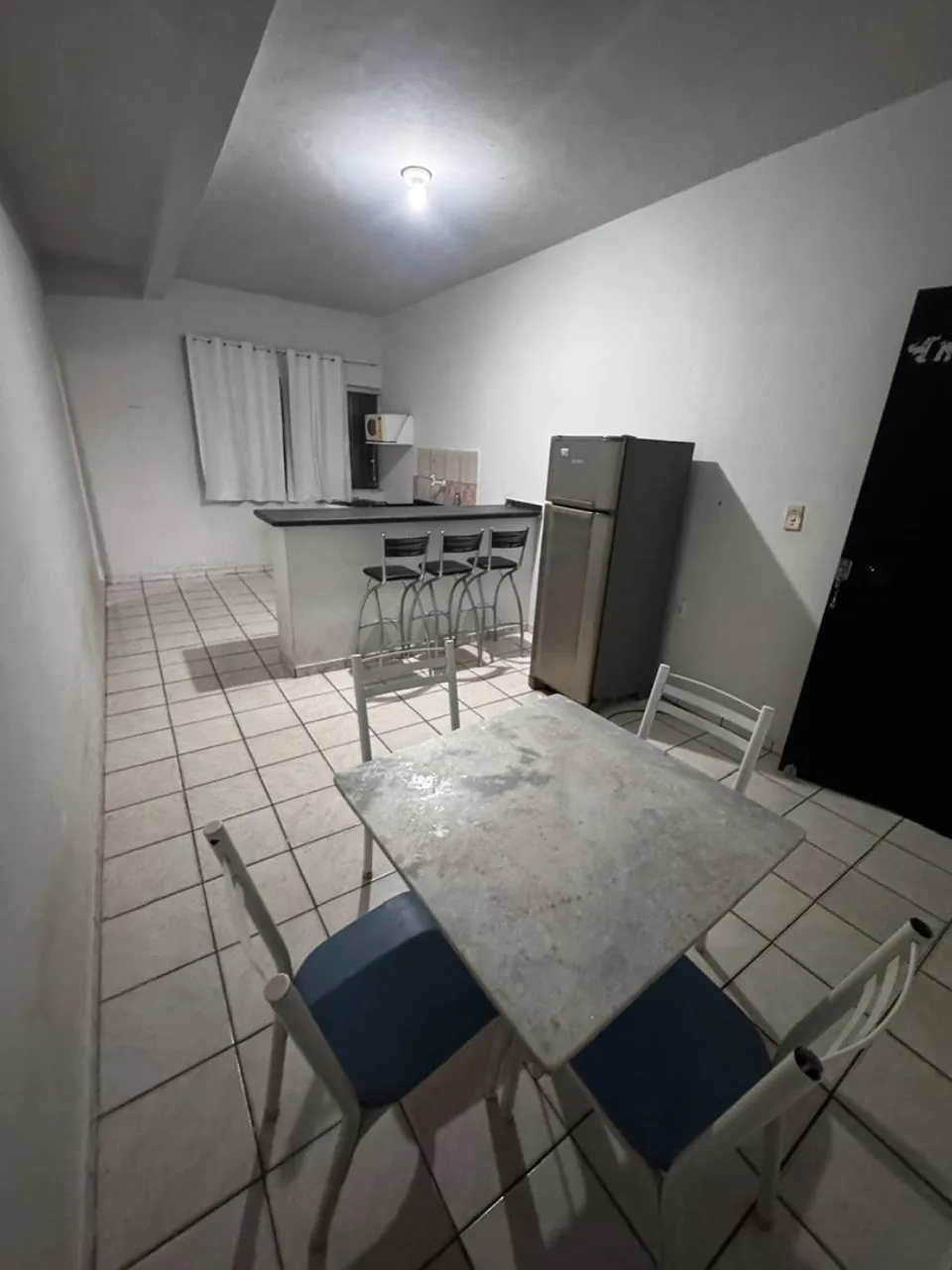 Alugo apartamento mobiliado