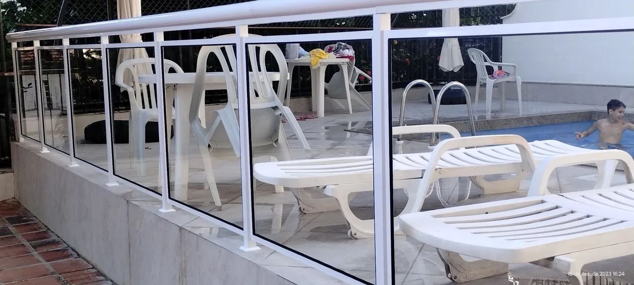 Precisamos de vidraceiro com experiência  - Foto 2