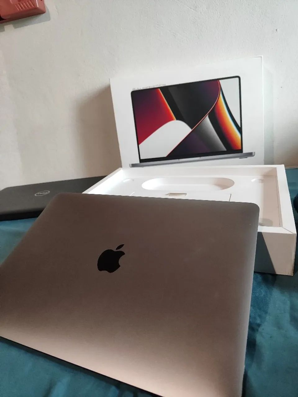MacBook 2020 13