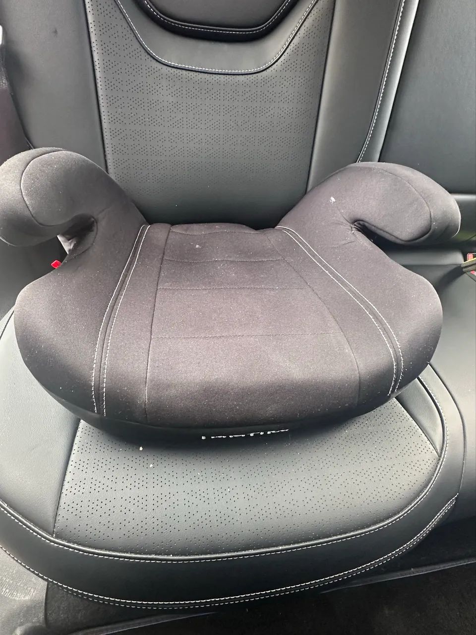 2 Assentos de elevação com isofix