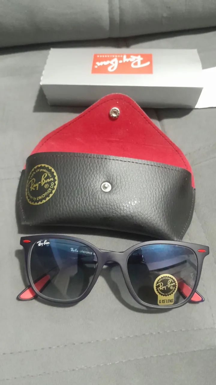 Óculos Ferrari rayban