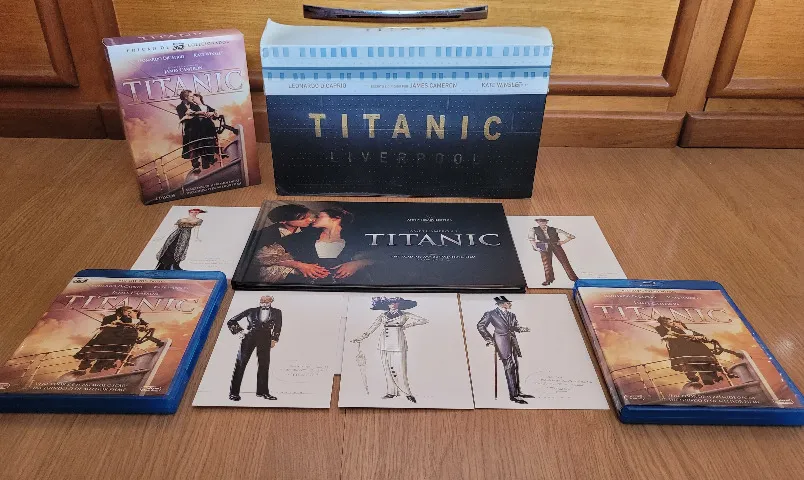 Box c/ 4 Cd!s Blu-rayTitanic Liverpool (1997)Original Nacional Especial p/Colecionador.