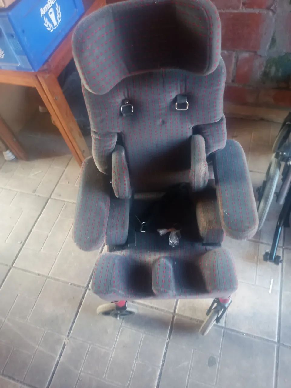 Cadeira de bebê para necessidades especiais