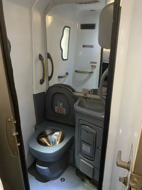 Volare Fly 10 2023 com apenas 86 mil km Originais - Foto 7