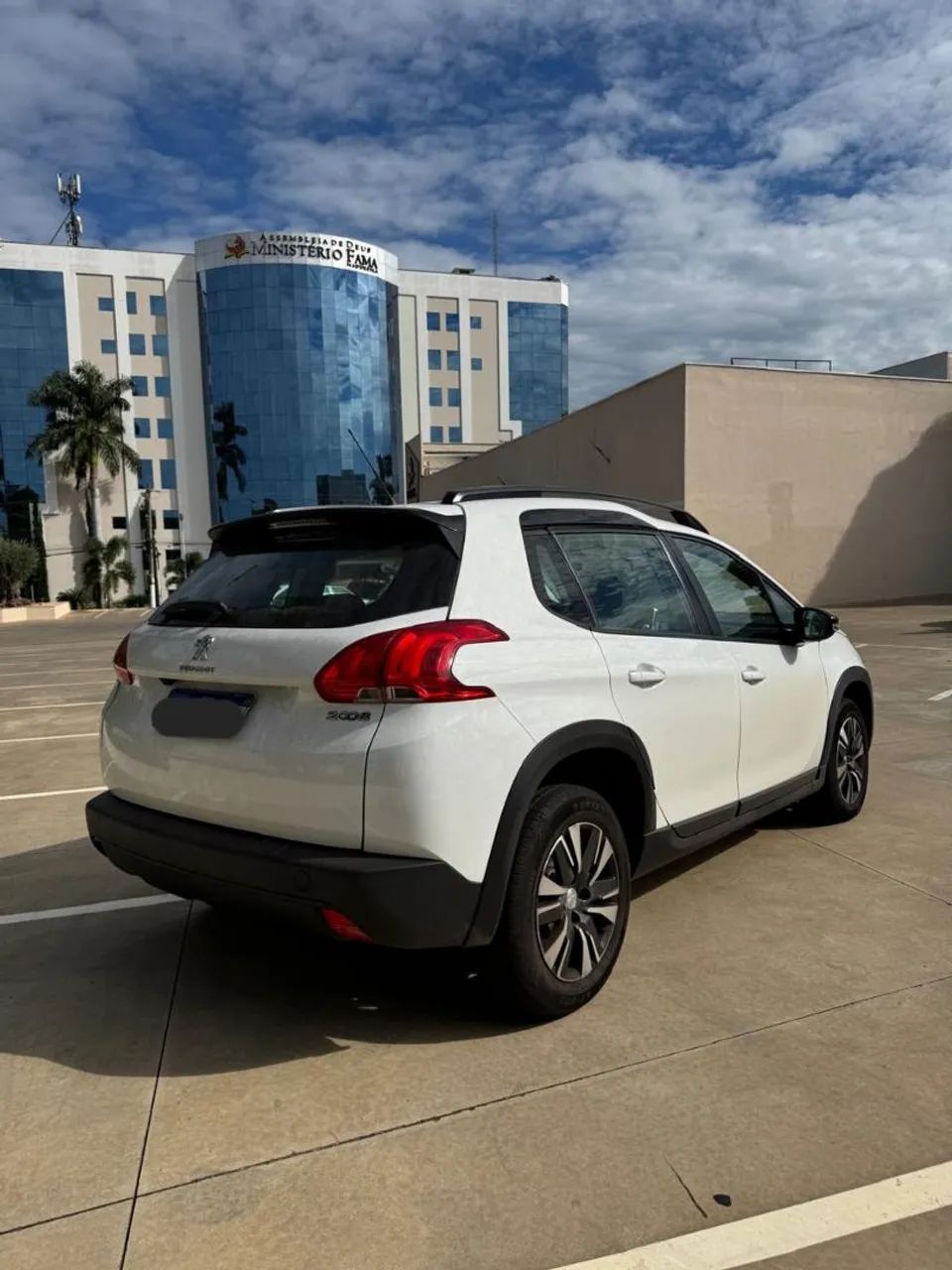 Peugeot 2008 2022 - Foto 3