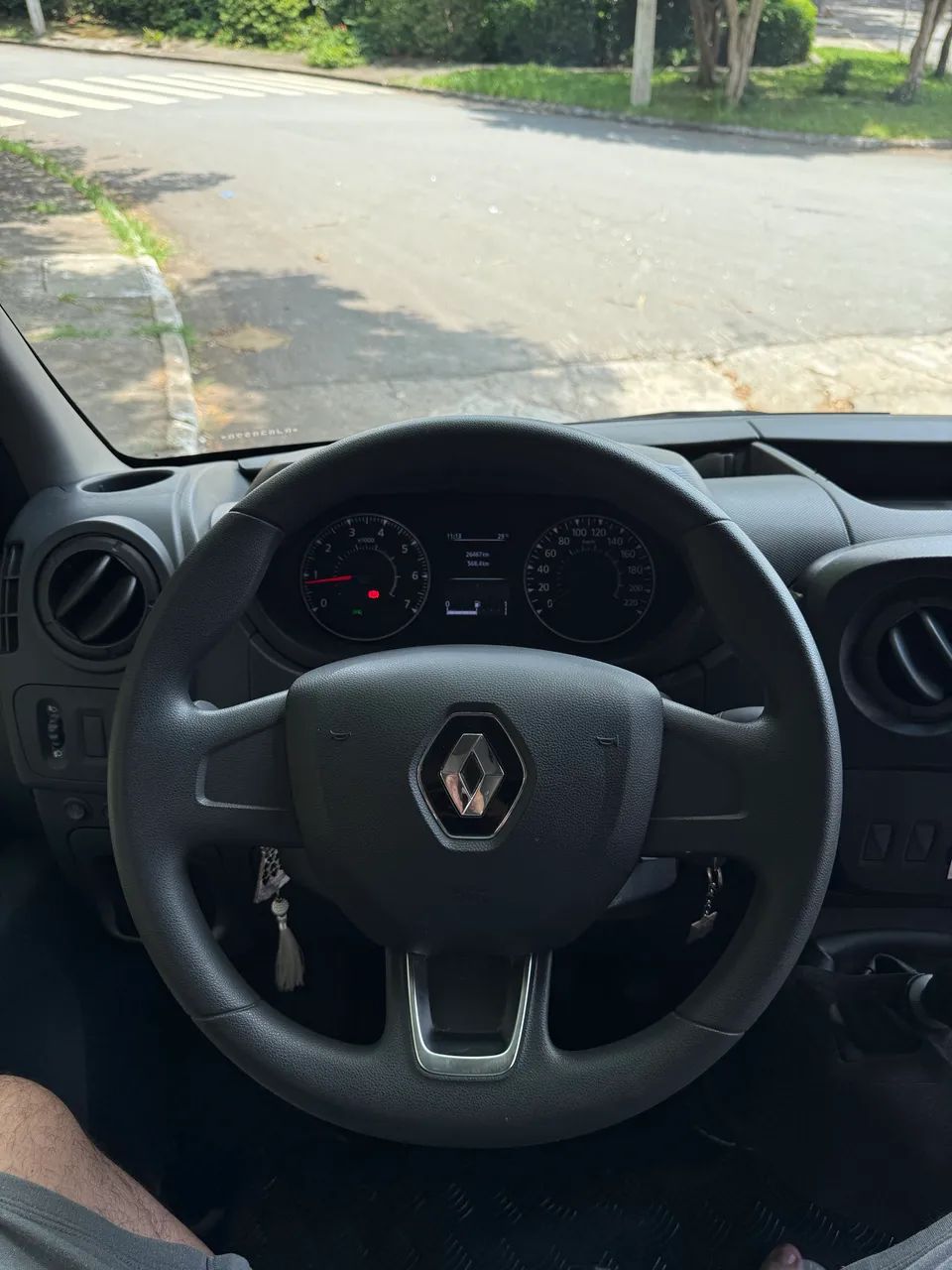 VAN ESCOLAR À VENDA - RENAULT MASTER L3H3 2024 - Foto 13