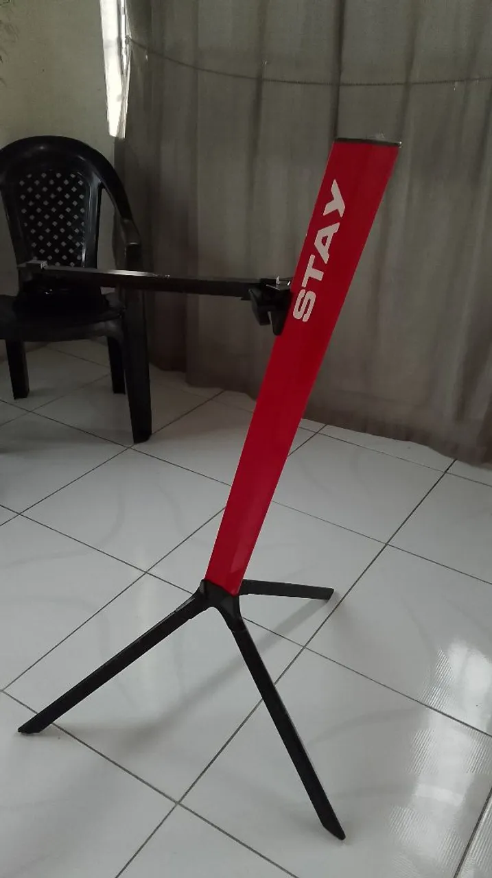 Suporte Pedestal para teclado STAY