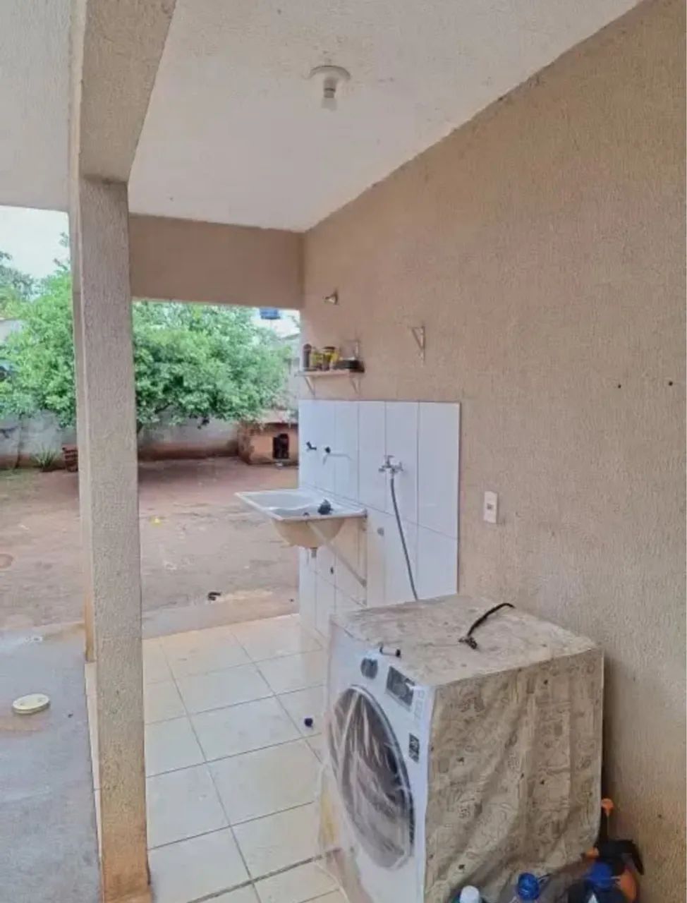 Vendo casa com quintal em Nova Carapina, negocio entrada! Serra-ES - Foto 5