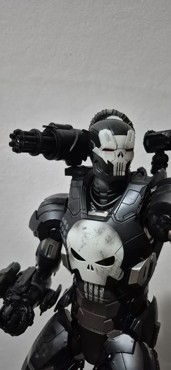 Hottoys The Punisher War Machine 1/6 - Foto 4