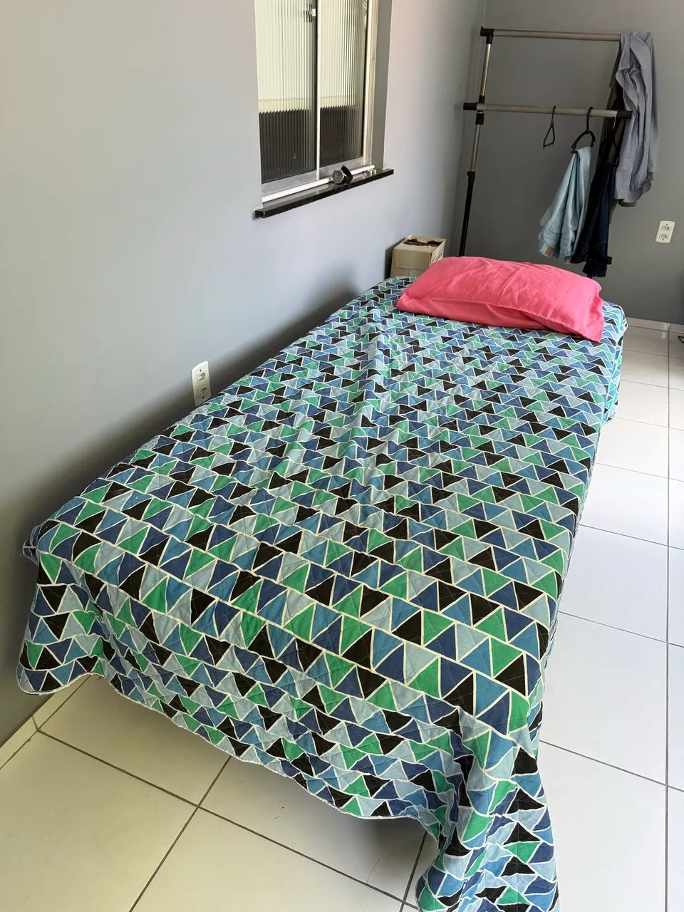 Cama solteiro