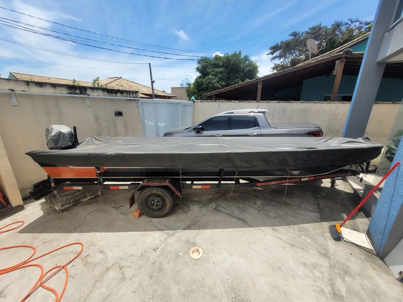 Barco semi chato 6m COMPLETO, com carreta, motor 30hp e todos acessórios. - Foto 15