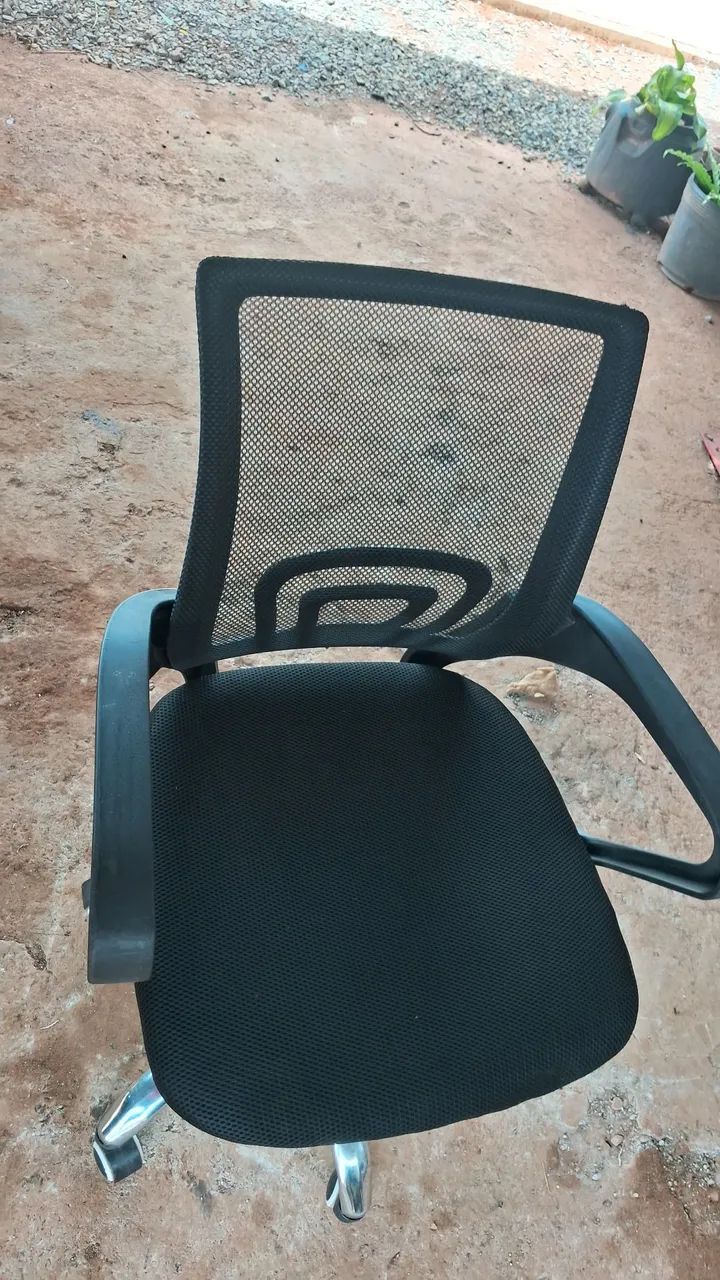 Vendo cadeira giratória