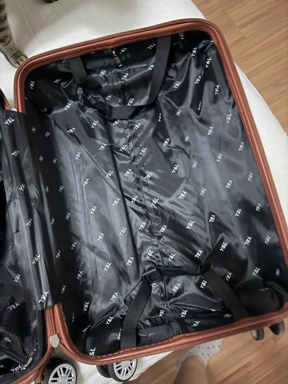 Mala de Viagem - rodinhas - 10 KG - Foto 4