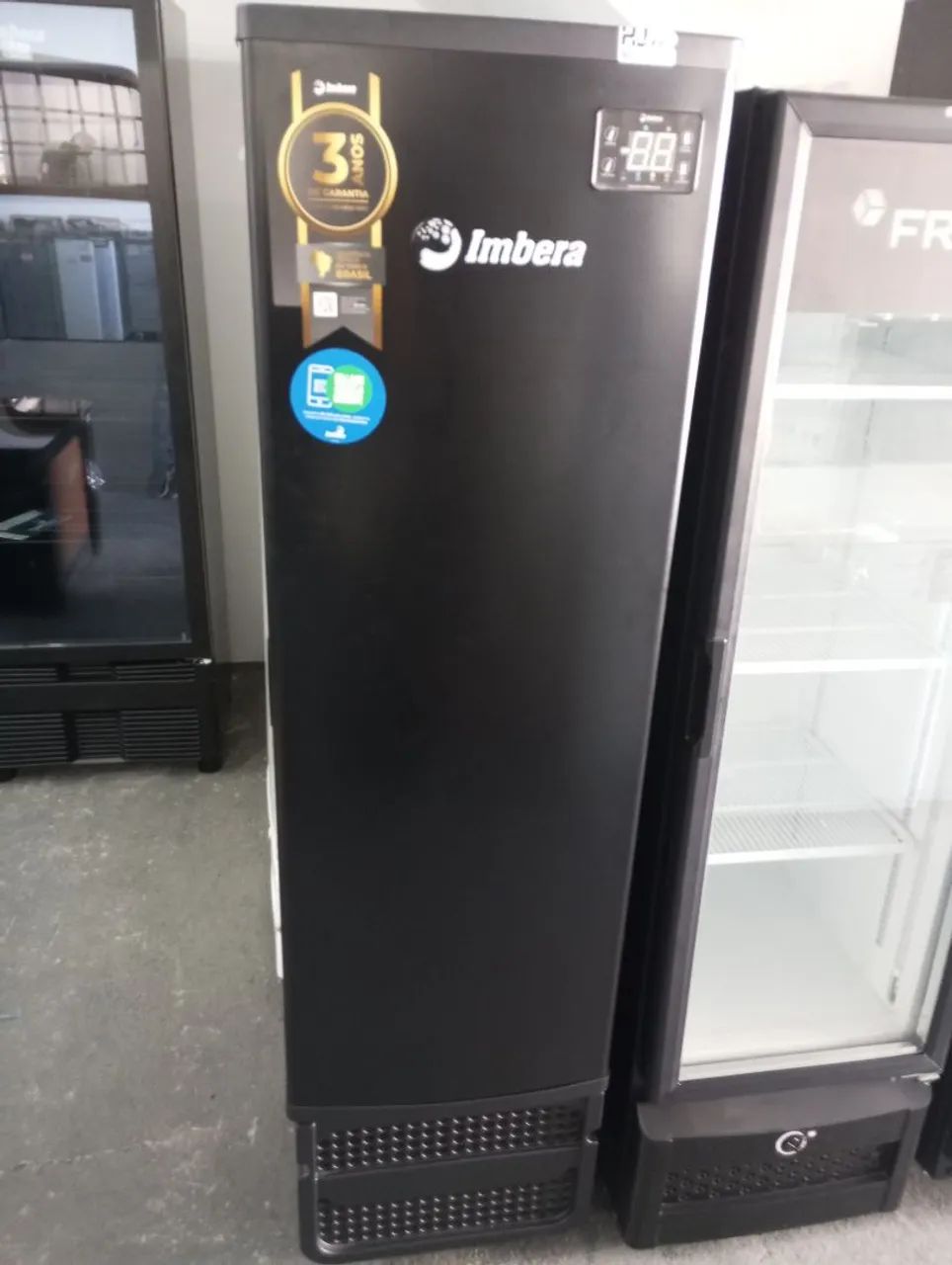 NZ. Cervejeira slim 230L porta cega IMBERA 
