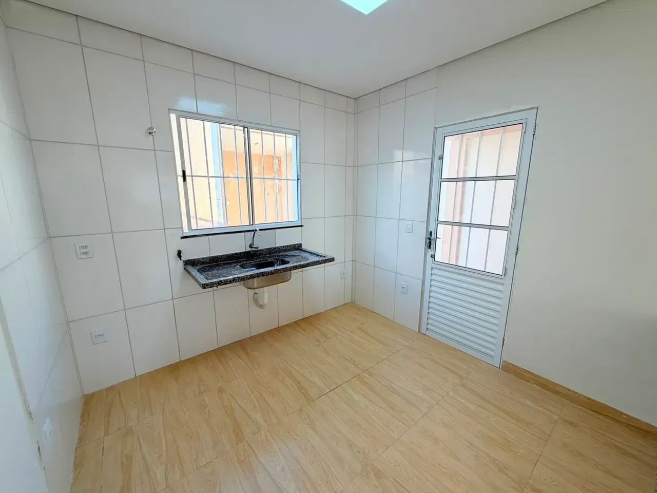 Excelente Oportunidade *Casa Nova à Venda*/ Com 3 quartos sendo duas suite | MT - Cuiabá. - Foto 4