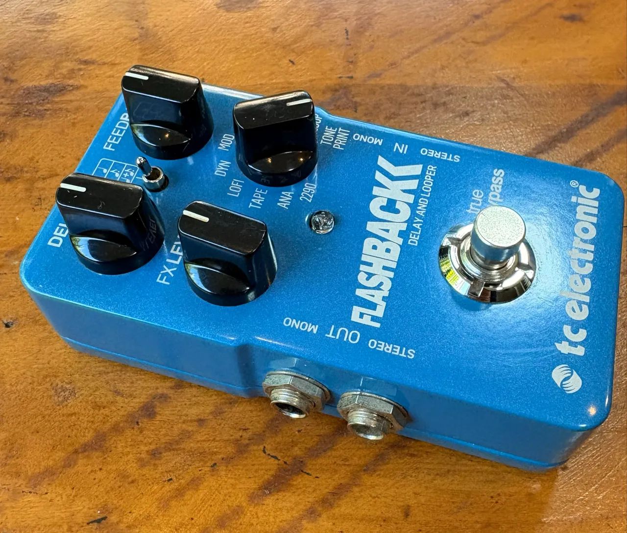 Pedal guitarra Tc Electronic Flashback delay e looper - Foto 4