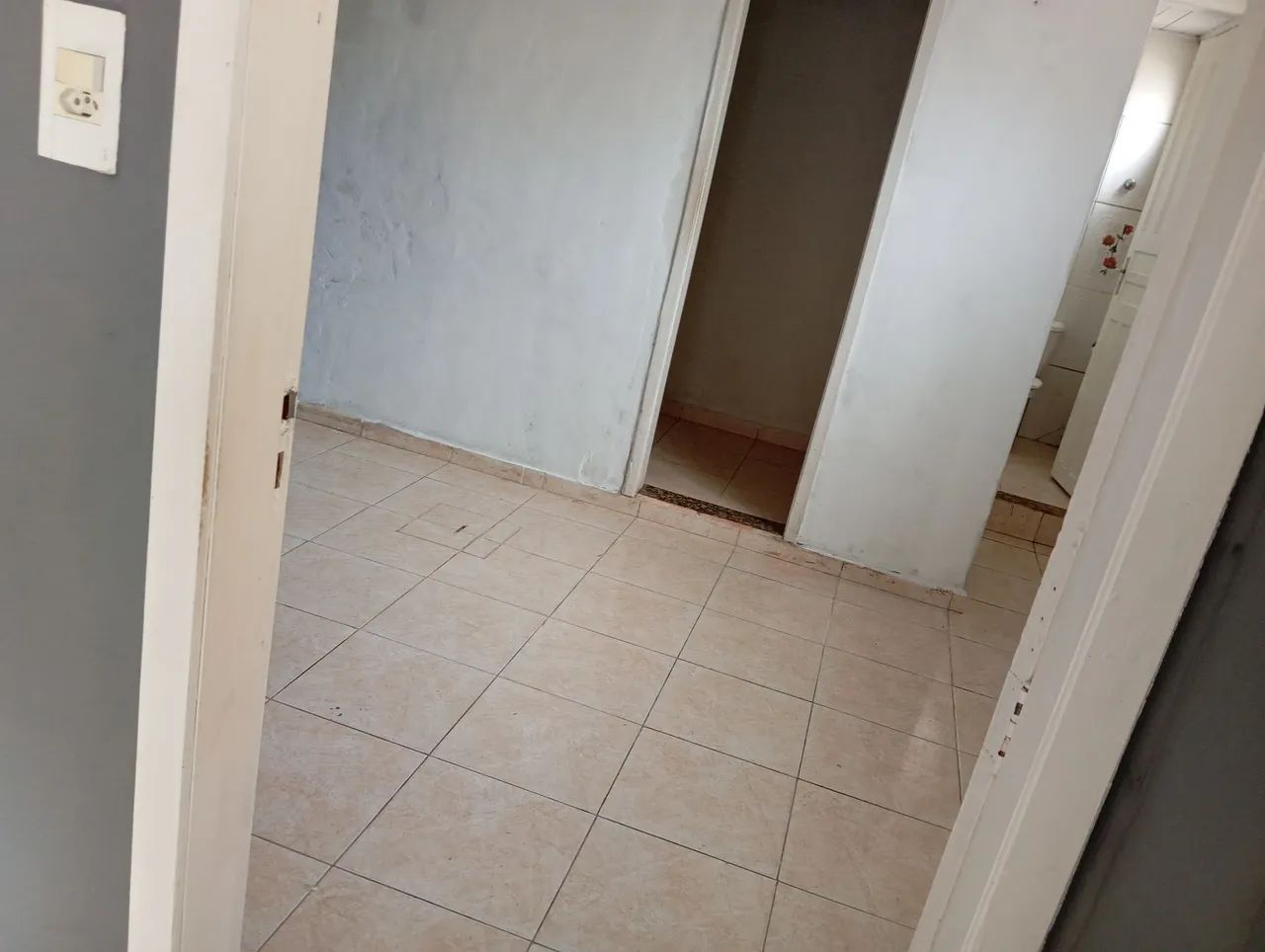 Vendo casa em vila tipo kitnet - Foto 4