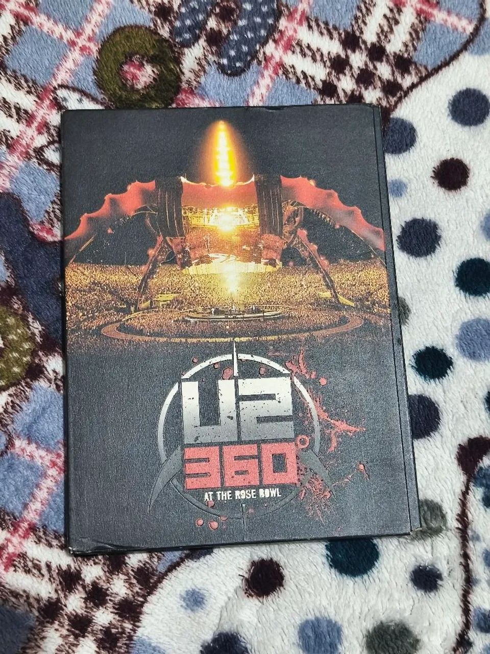Box 2 DVDs U2 360°  At The Rose Bowl