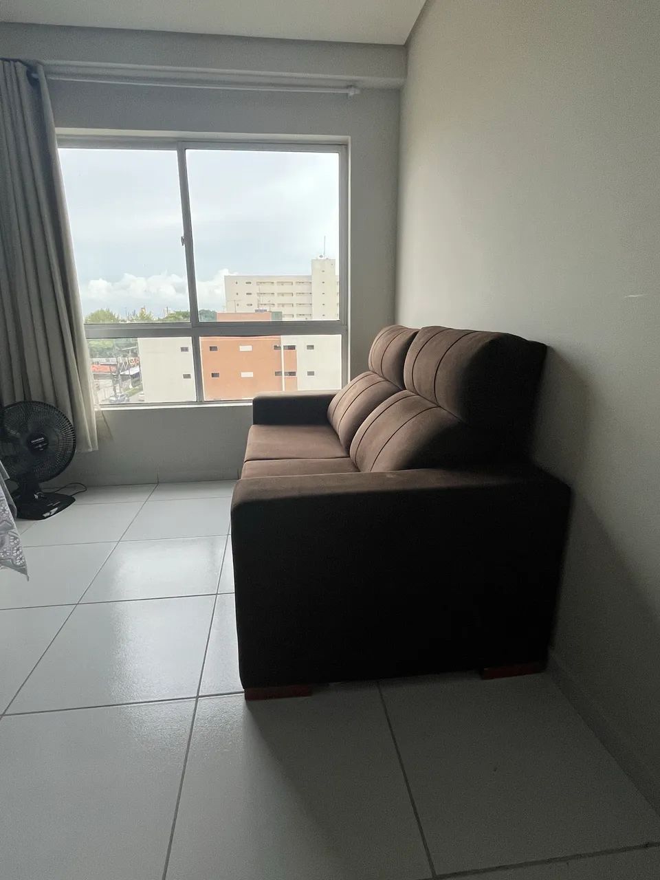 Sofá 2 Lugares - 1,80m de Conforto e Elegância - Foto 4