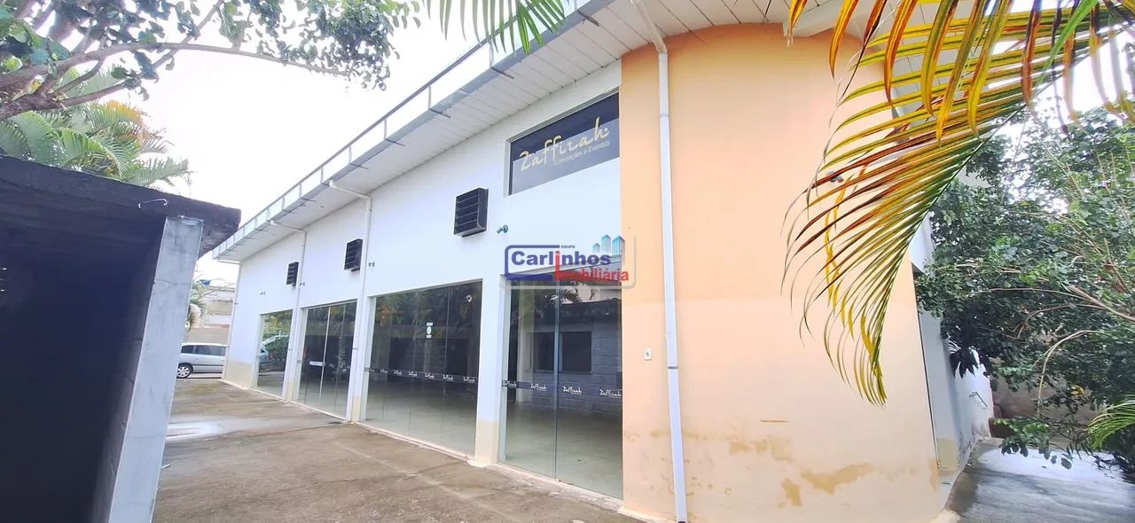 Salão comercial em Juatuba!