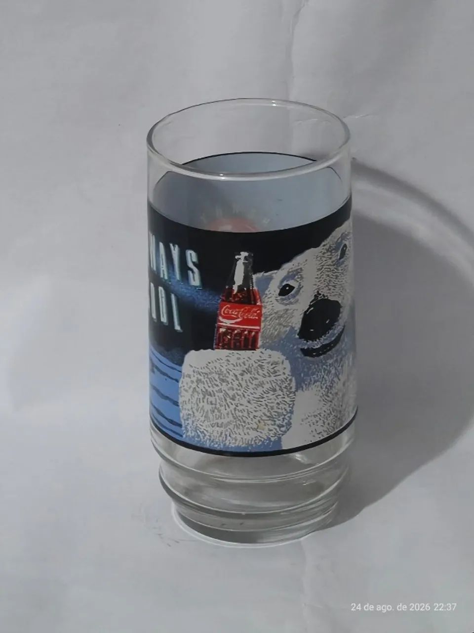 Garrafas de coca cola lacradas  e Copos da Coca Cola - Foto 4