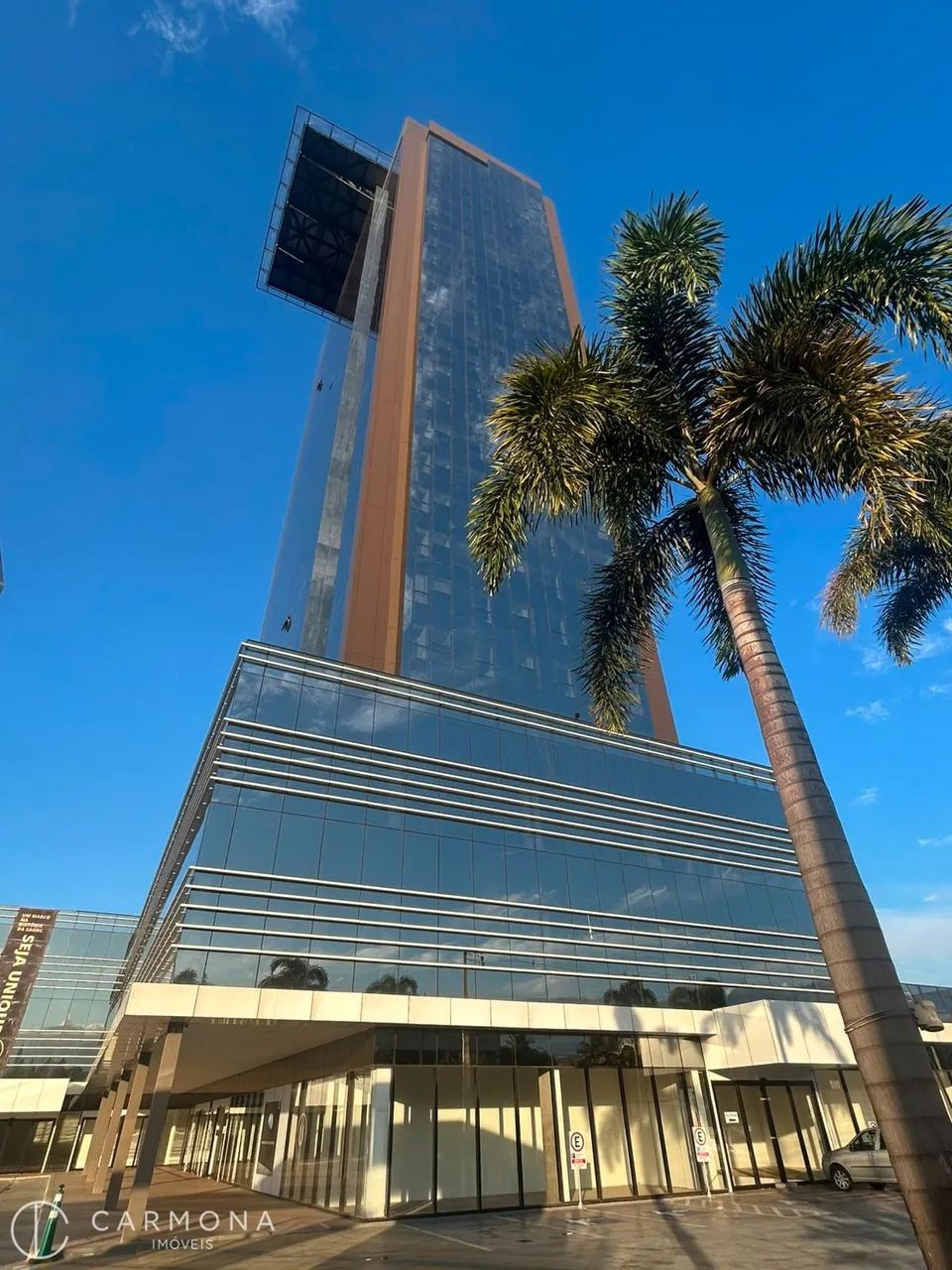 SALAS para alugar no UNIQUE MEDICAL CENTER, Maringá-PR