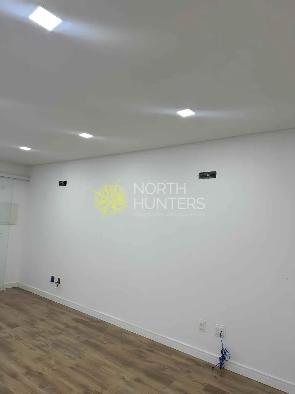 Sala à venda na principal avenida dos Ingleses, Florianópolis, SC - Foto 2