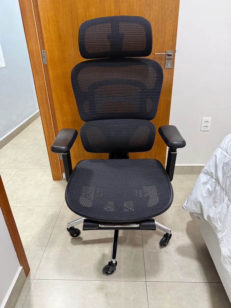 Cadeira escritório executiva ergonômica - Foto 3