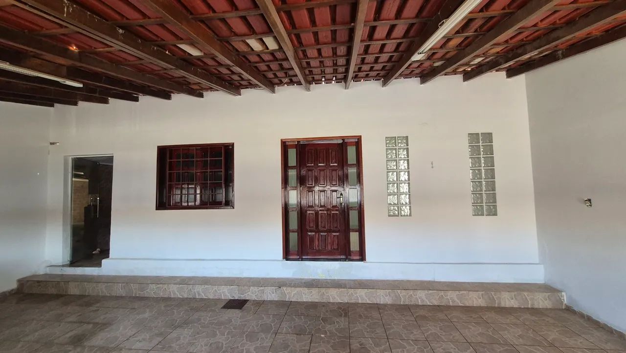 VENDO CASA NO CENTRO DA CIDADE OCIDENTAL  - Foto 2