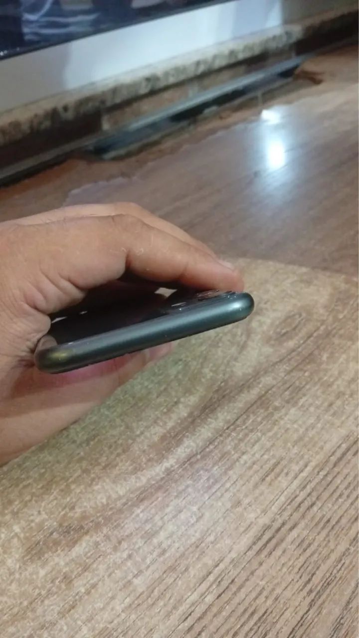 Vendo iPhone 11 único dono - Foto 3