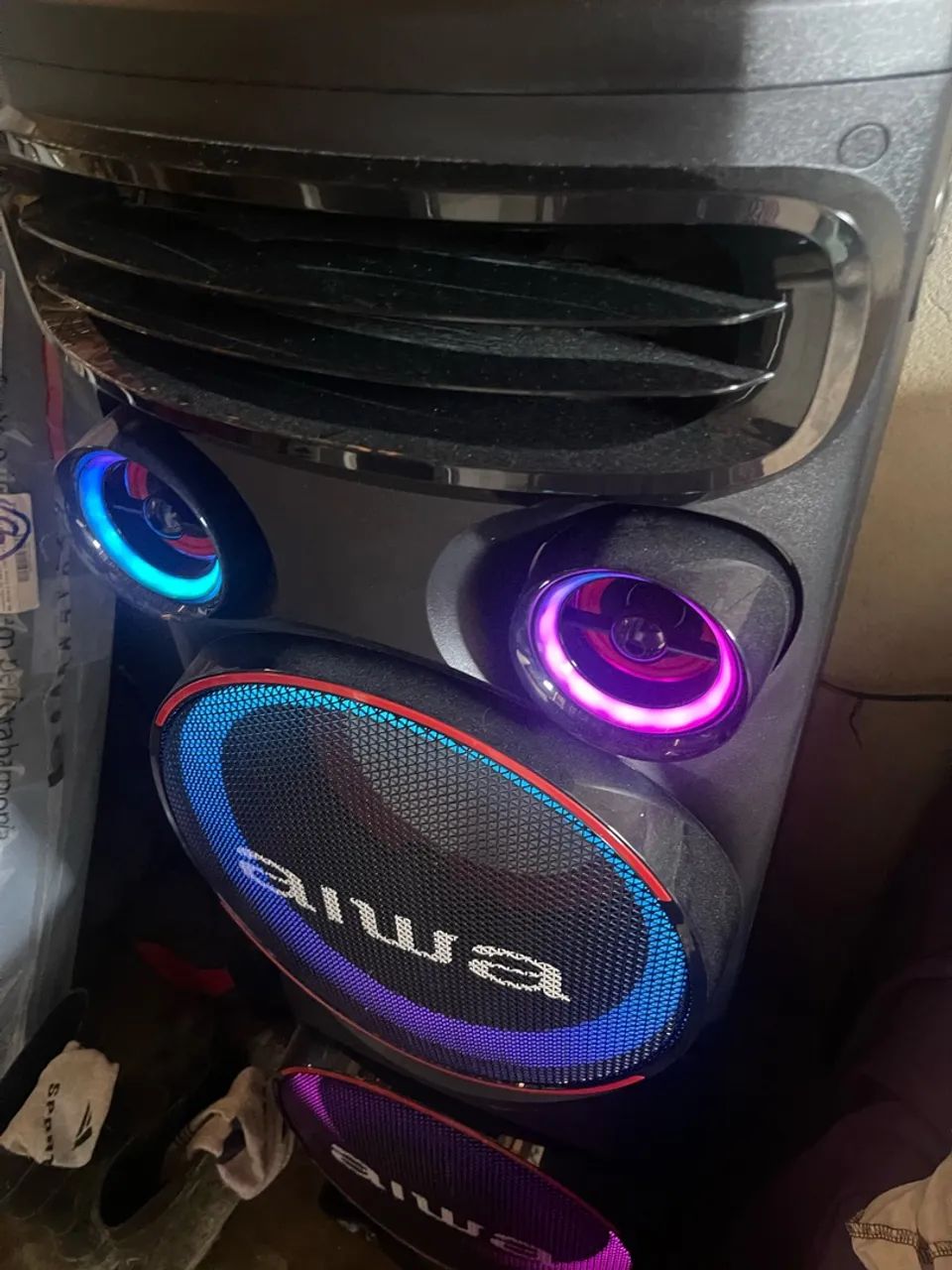 Vendo caixa de som torre aiwa - Foto 3