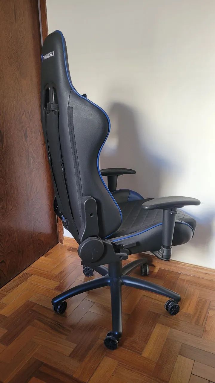 Cadeira gamer THUNDER X3 - Foto 5