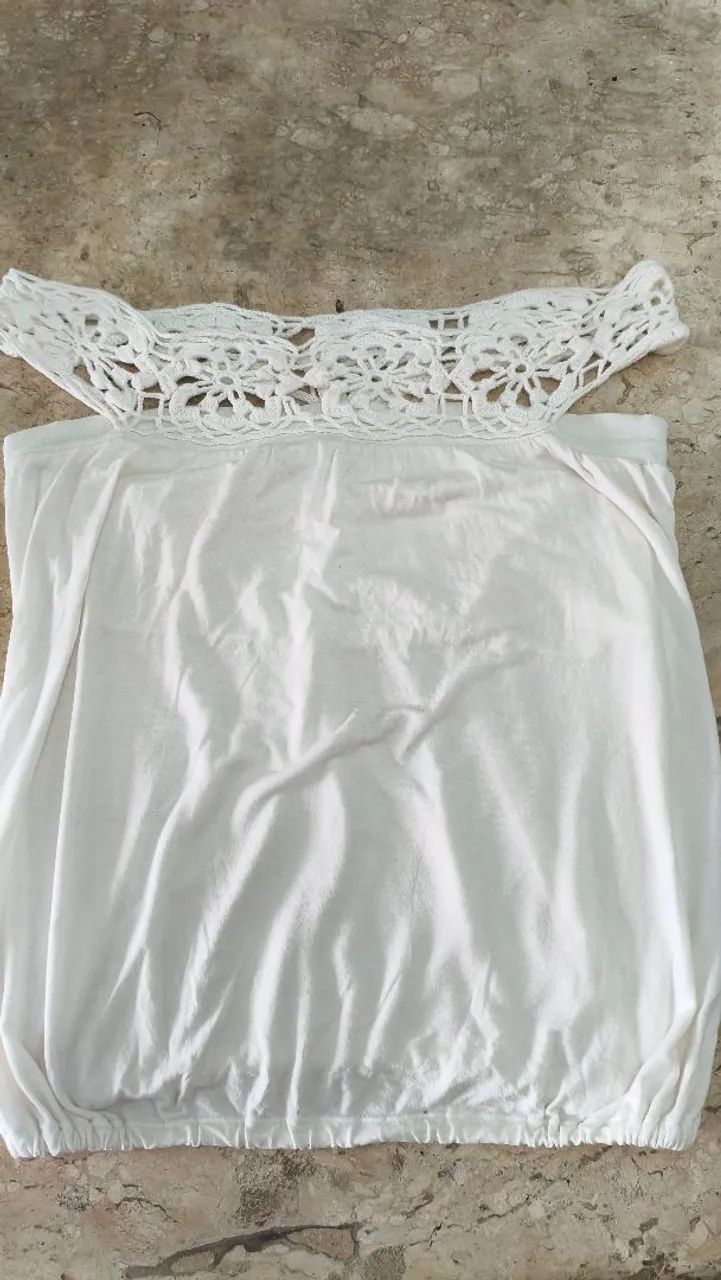 Maria Valentina blusa com crochê  - Foto 2