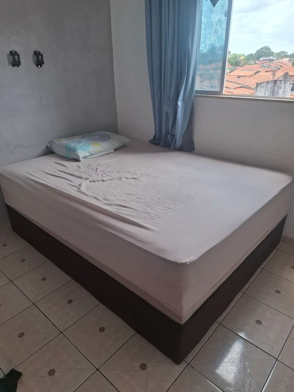 Vendo cama padrão 