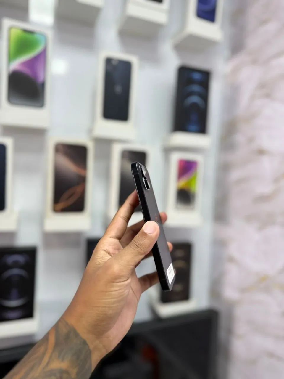 IPHONE 15 256GB <br>R$ 3.399,00 - Foto 2