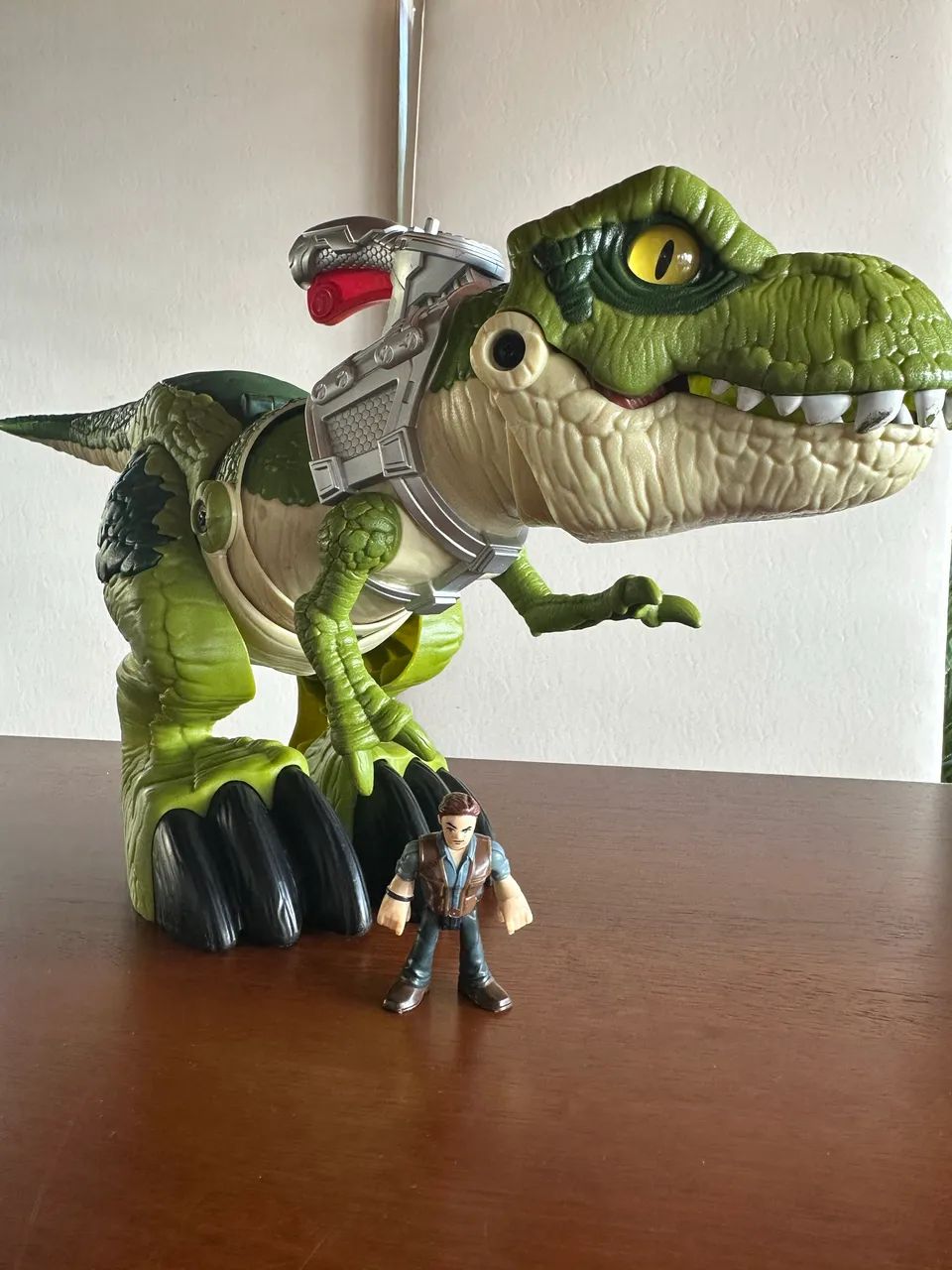 Imaginext Jurassic T-rex mega bite