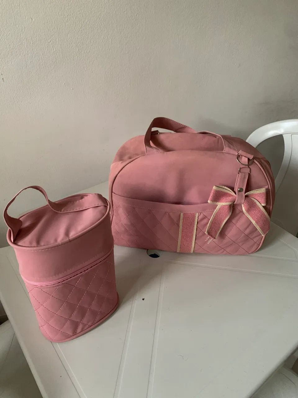 kit Bolsa Maternidade + Porta Mamadeira 