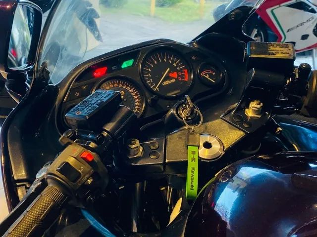 Kawasaki Zx-10/ Zx-10r 1000cc 2011 - 1497131749 | OLX