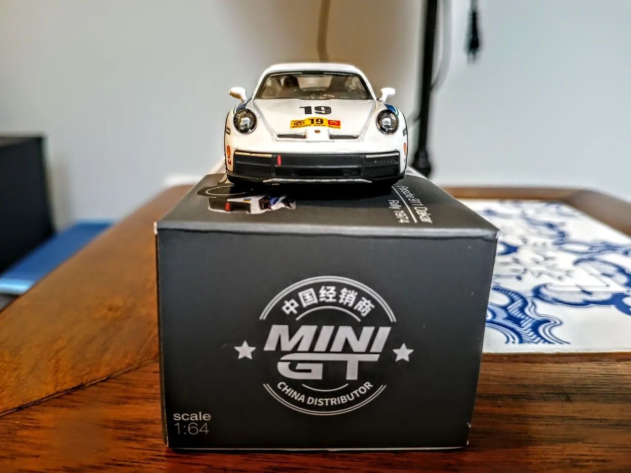 Mini GT Porsche 911 Dakar 1/64 - Foto 5