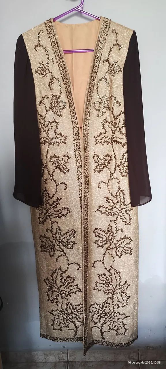 Abaya bordado Dourado 