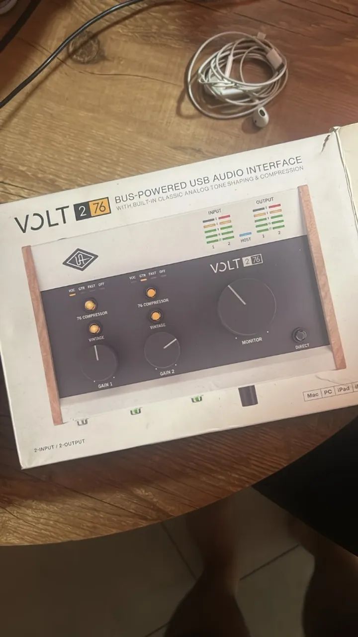 Interface de Áudio USB Universal Audio Volt 276 2x2 192kHz 24bit Cinza