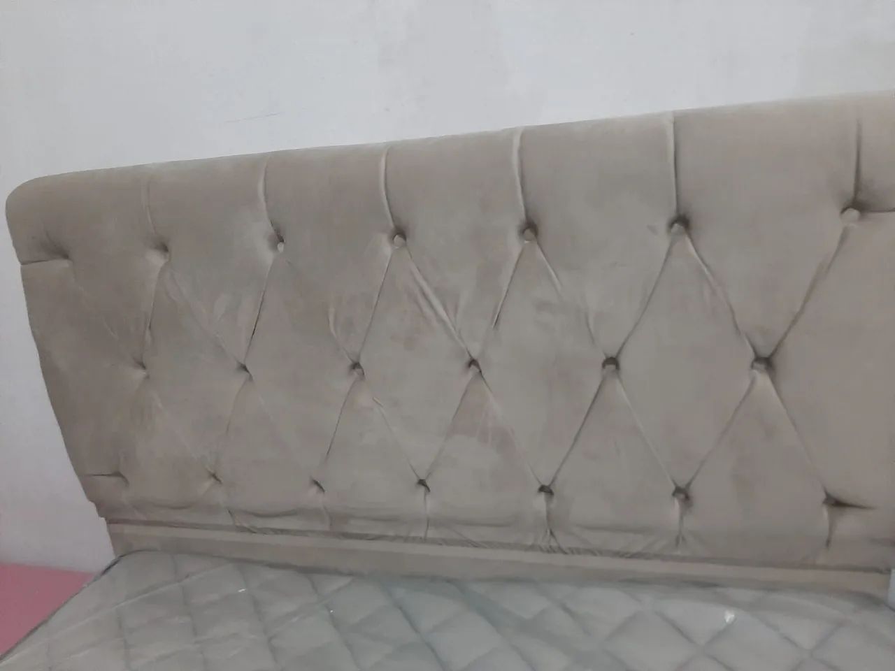 Cama casal, com cabeceira acoxoada, 600 a cama e junto com o colchão 1000 - Foto 2