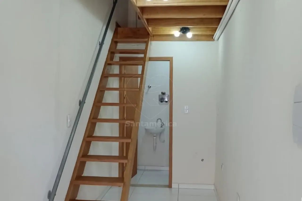 Sala comercial para alugar com mezanino no Centro de Londrina