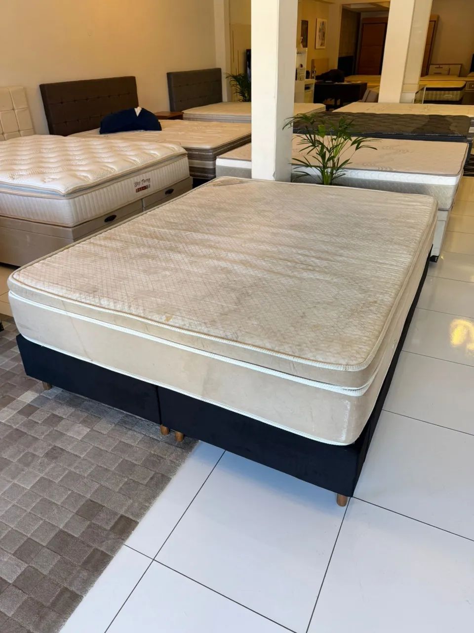 Cama Box QUEEN SIZE USADA TOP - ENTREGAMOS  - Foto 4