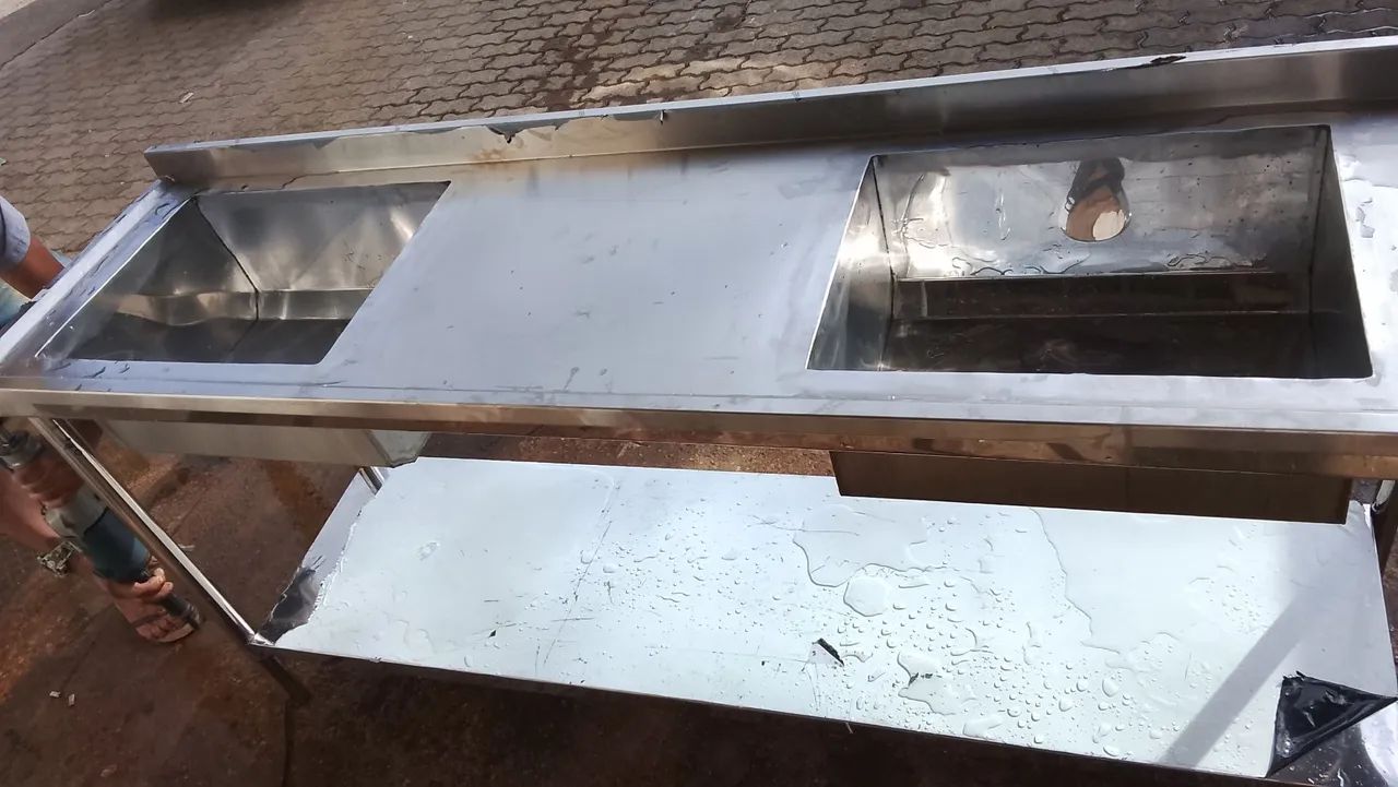 Mesa e pia inox